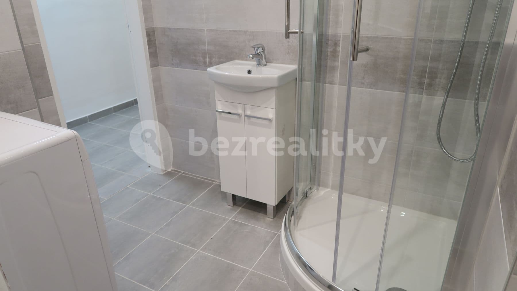 Studio flat to rent, 25 m², Jirchářská, Kostelec nad Orlicí, Královéhradecký Region Studio flat to rent, 25 m², Jirchářská, Kostelec nad Orlicí, Královéhradecký Region