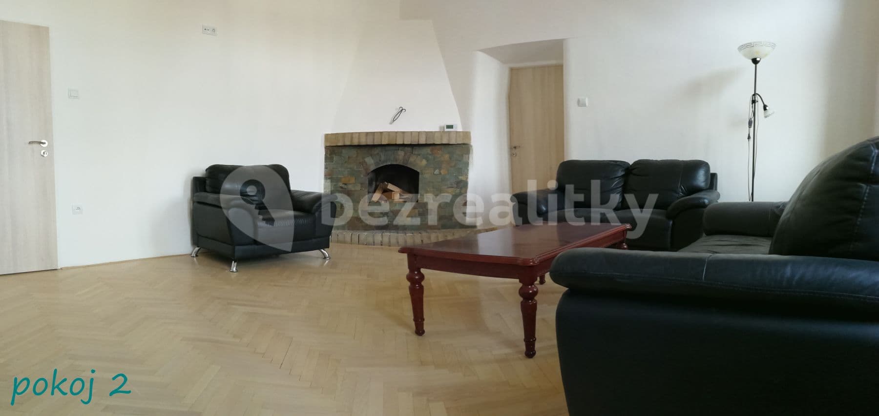 4 bedroom flat to rent, 155 m², Tř. Svobody, Olomouc, Olomoucký Region 4 bedroom flat to rent, 155 m², Tř. Svobody, Olomouc, Olomoucký Region