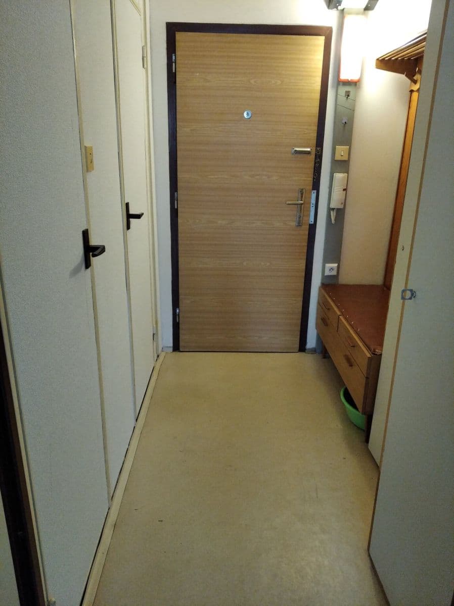 Small studio flat to rent, 30 m², Semická, Prague, Prague Small studio flat to rent, 30 m², Semická, Prague, Prague