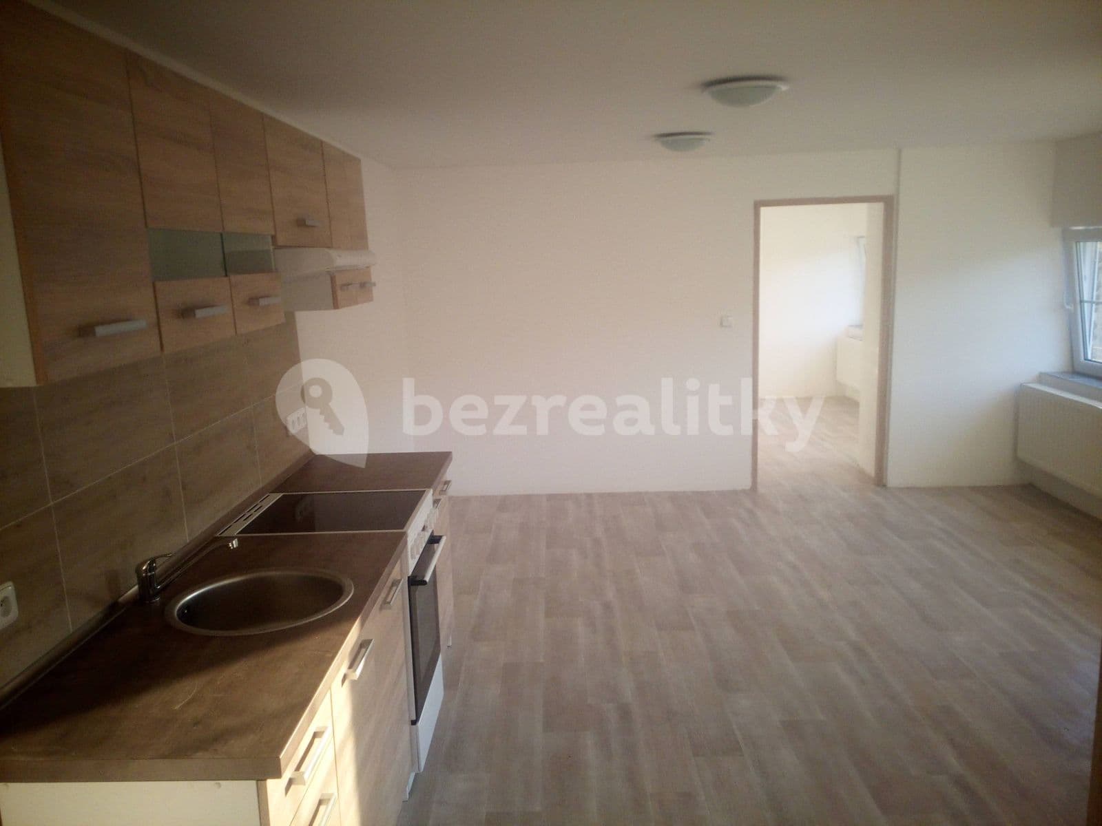 1 bedroom with open-plan kitchen flat to rent, 67 m², Frýdlantská, Chrastava, Liberecký Region 1 bedroom with open-plan kitchen flat to rent, 67 m², Frýdlantská, Chrastava, Liberecký Region