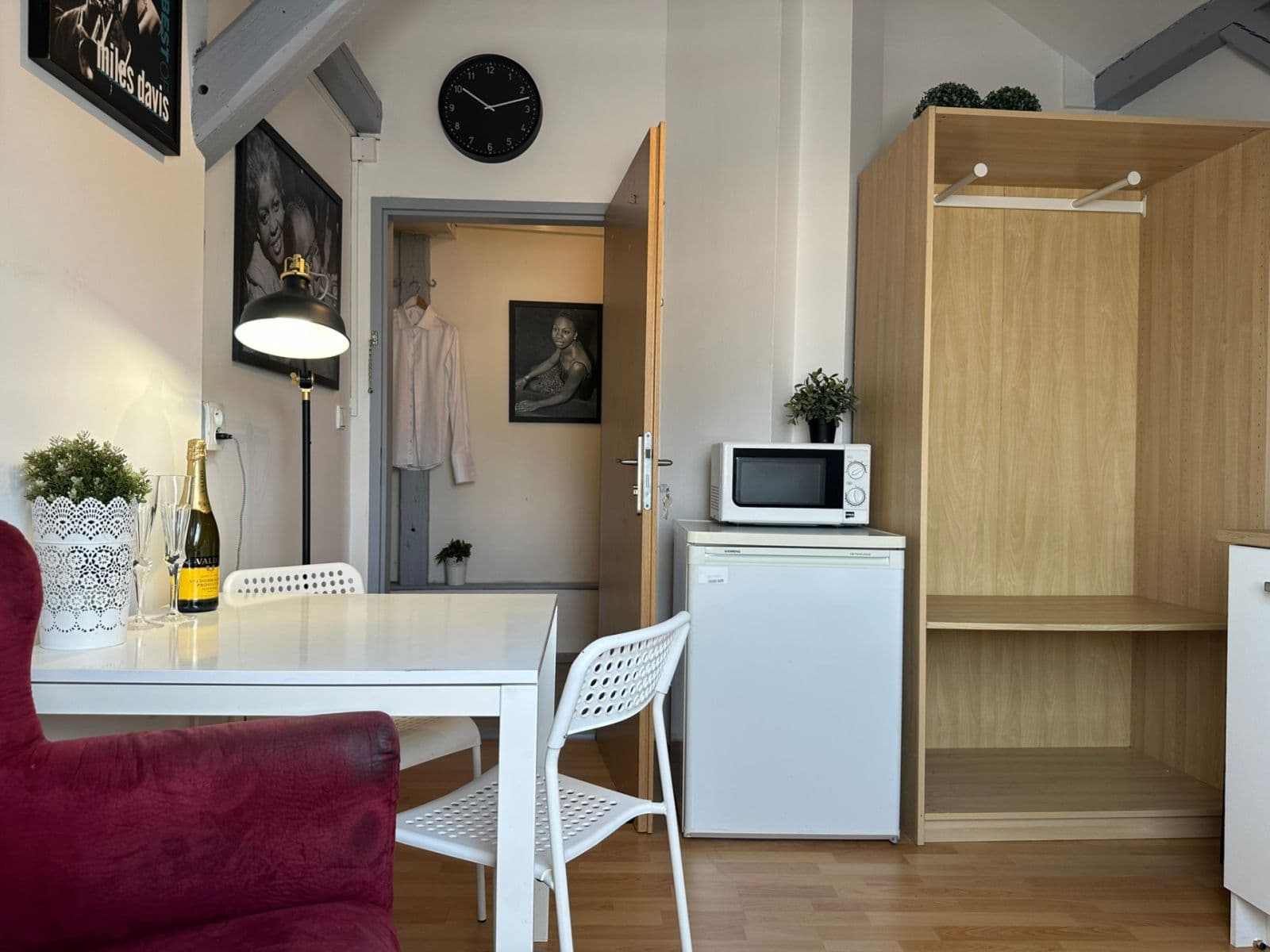 1 bedroom with open-plan kitchen flat to rent, 18 m², Kováků, Prague, Prague 1 bedroom with open-plan kitchen flat to rent, 18 m², Kováků, Prague, Prague