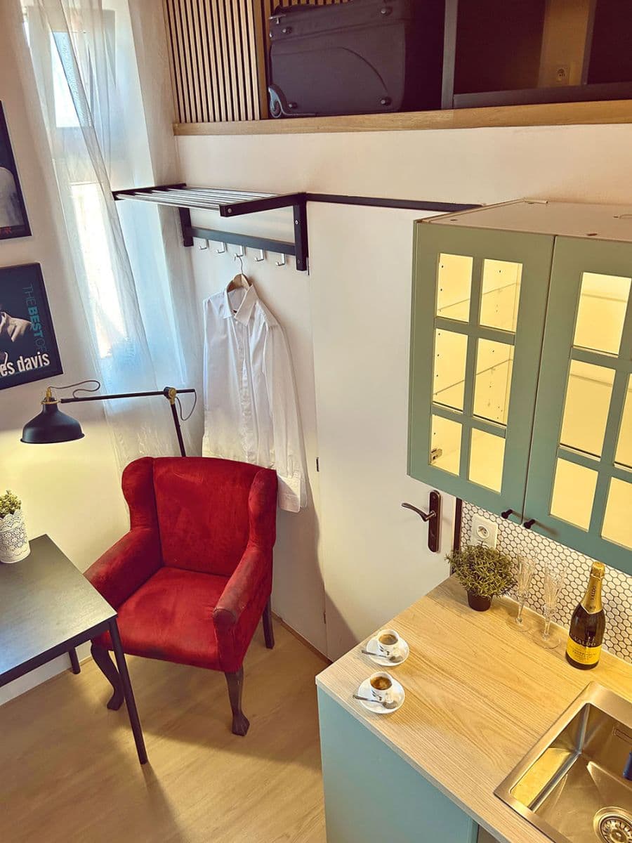 Small studio flat to rent, 15 m², Kováků, Prague, Prague Small studio flat to rent, 15 m², Kováků, Prague, Prague