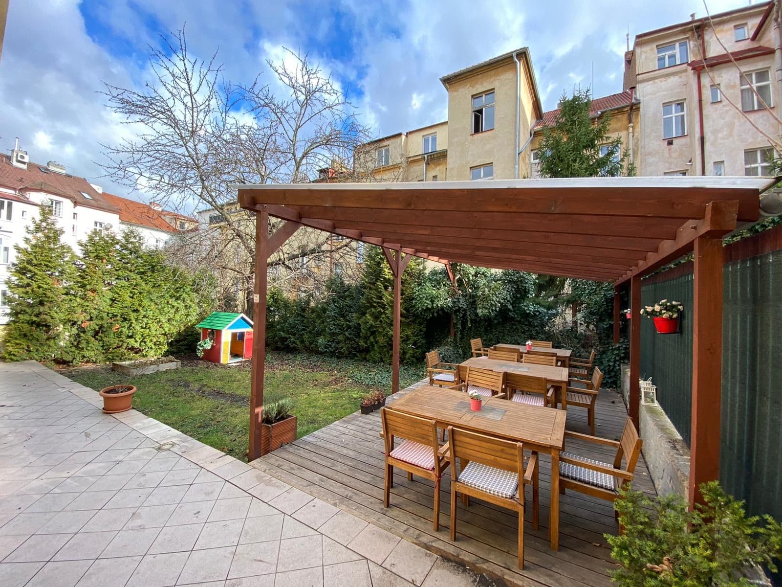 1 bedroom with open-plan kitchen flat to rent, 50 m², U Santošky, Prague, Prague 1 bedroom with open-plan kitchen flat to rent, 50 m², U Santošky, Prague, Prague