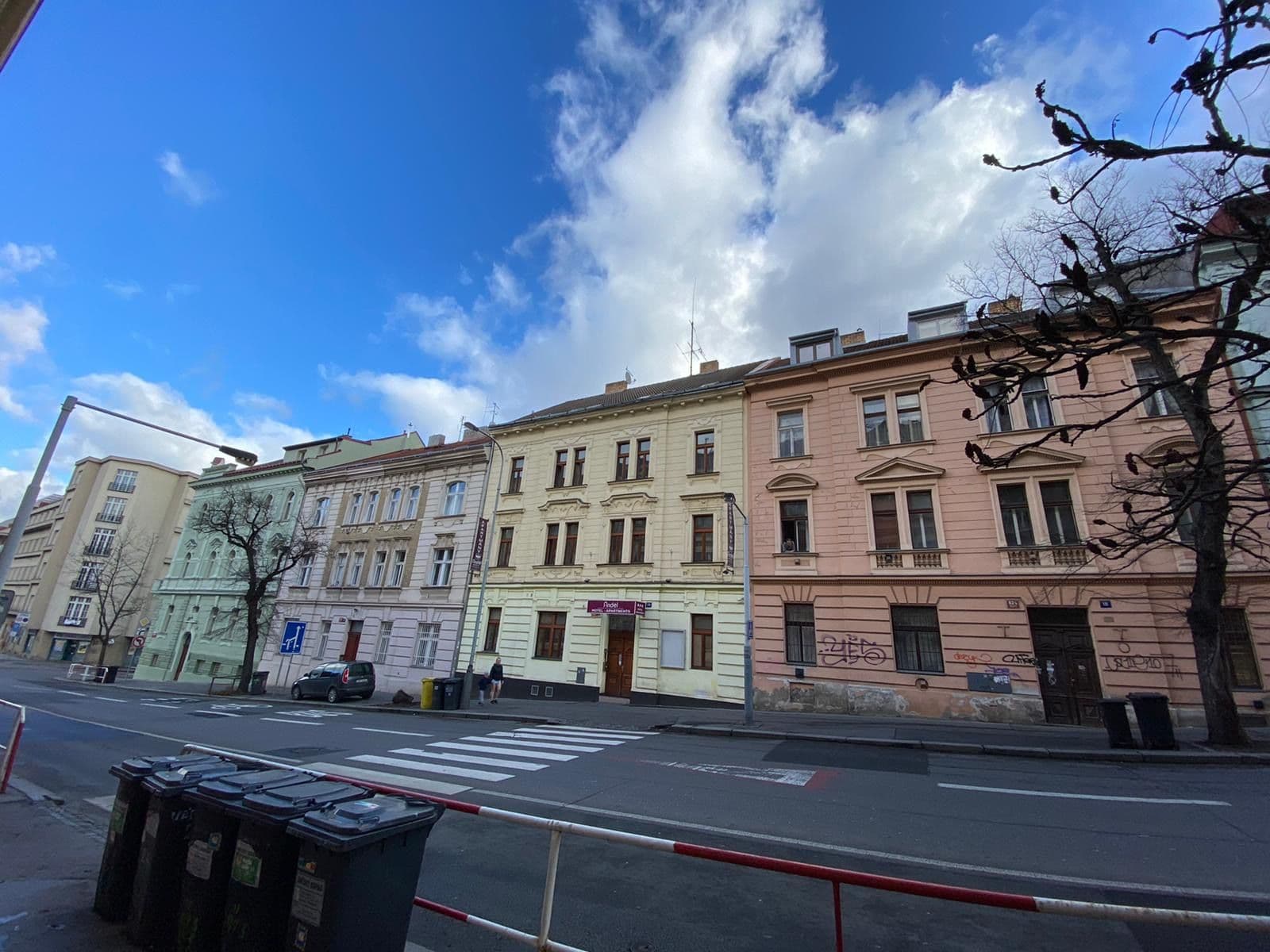 1 bedroom with open-plan kitchen flat to rent, 50 m², U Santošky, Prague, Prague 1 bedroom with open-plan kitchen flat to rent, 50 m², U Santošky, Prague, Prague