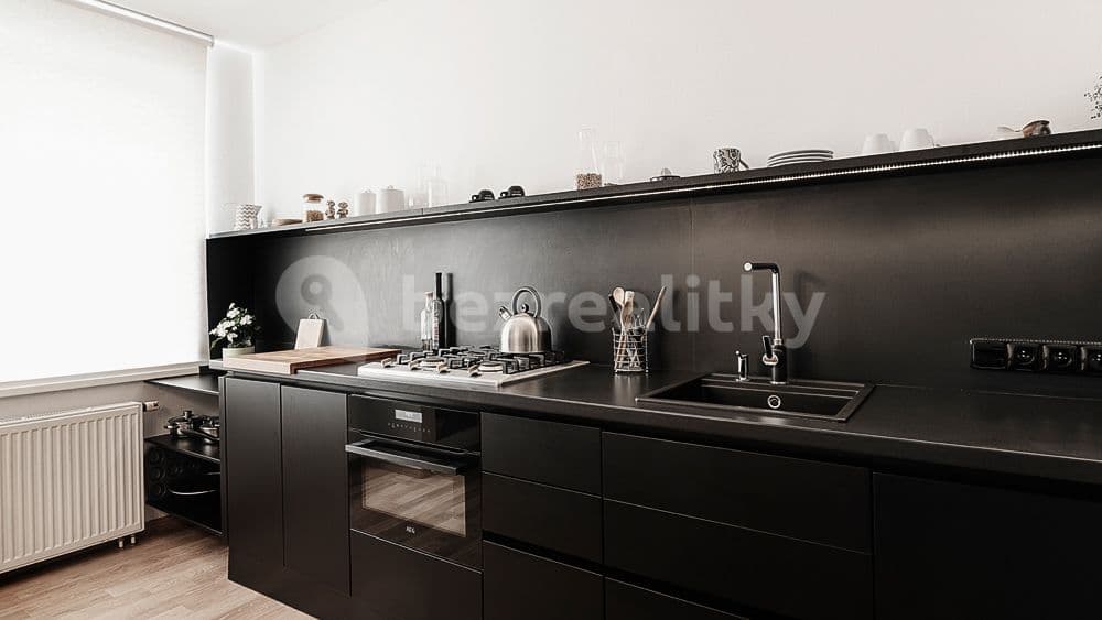 2 bedroom flat to rent, 74 m², Křídlovická, Brno, Jihomoravský Region 2 bedroom flat to rent, 74 m², Křídlovická, Brno, Jihomoravský Region