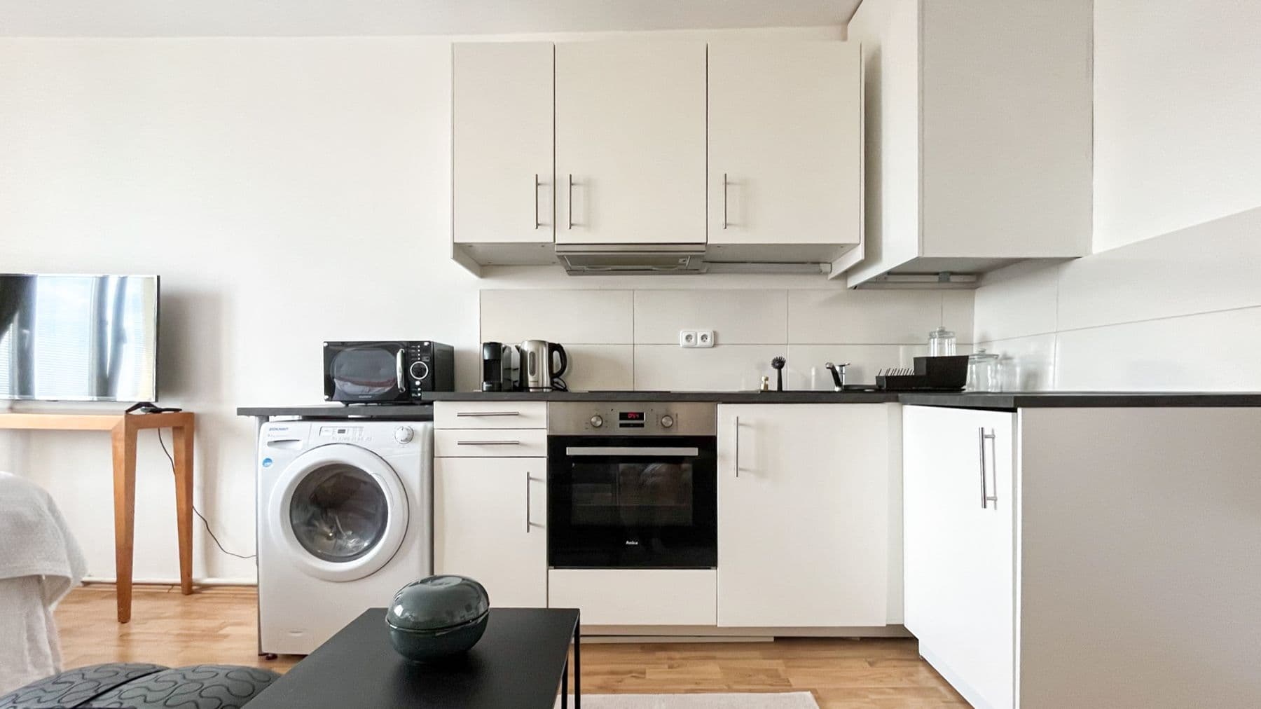 Studio flat to rent, 28 m², Ruská, Prague, Prague Studio flat to rent, 28 m², Ruská, Prague, Prague