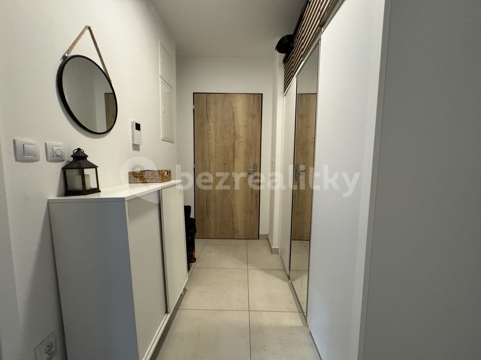 1 bedroom with open-plan kitchen flat to rent, 51 m², Podbělohorská, Prague, Prague 1 bedroom with open-plan kitchen flat to rent, 51 m², Podbělohorská, Prague, Prague