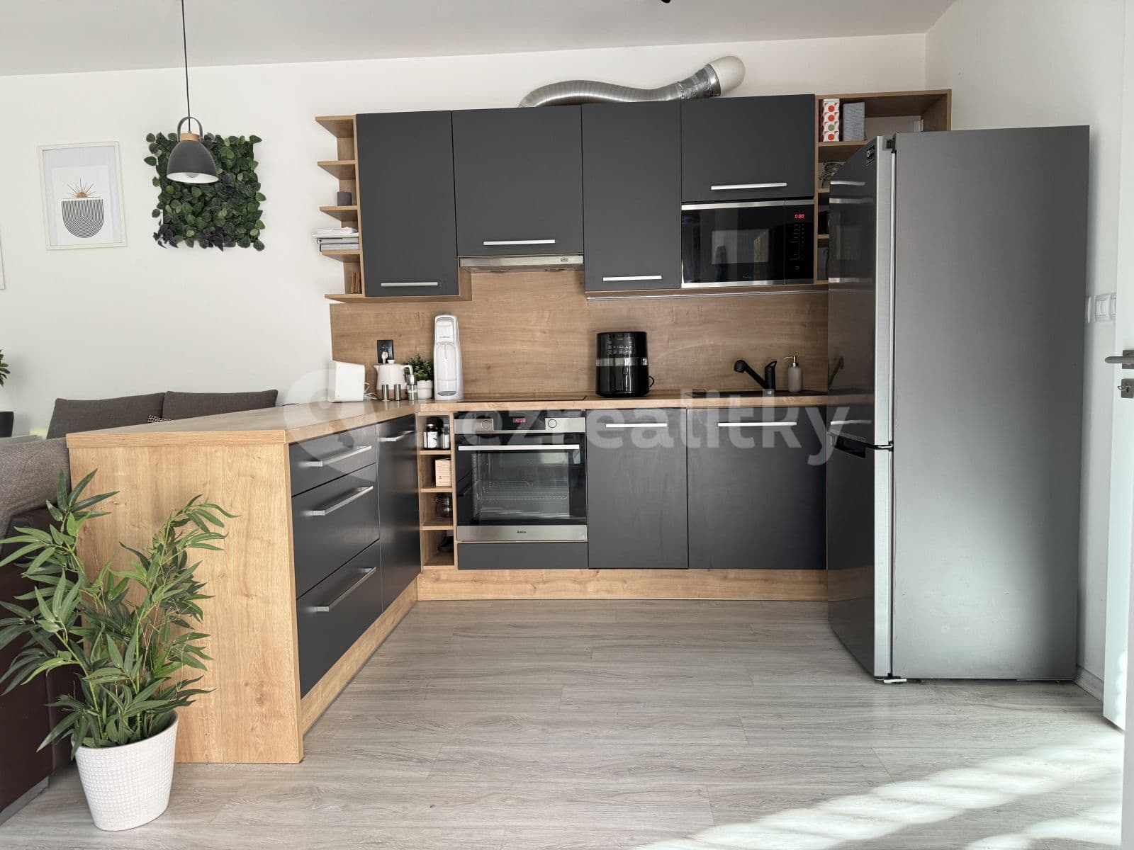 1 bedroom with open-plan kitchen flat to rent, 51 m², Podbělohorská, Prague, Prague 1 bedroom with open-plan kitchen flat to rent, 51 m², Podbělohorská, Prague, Prague