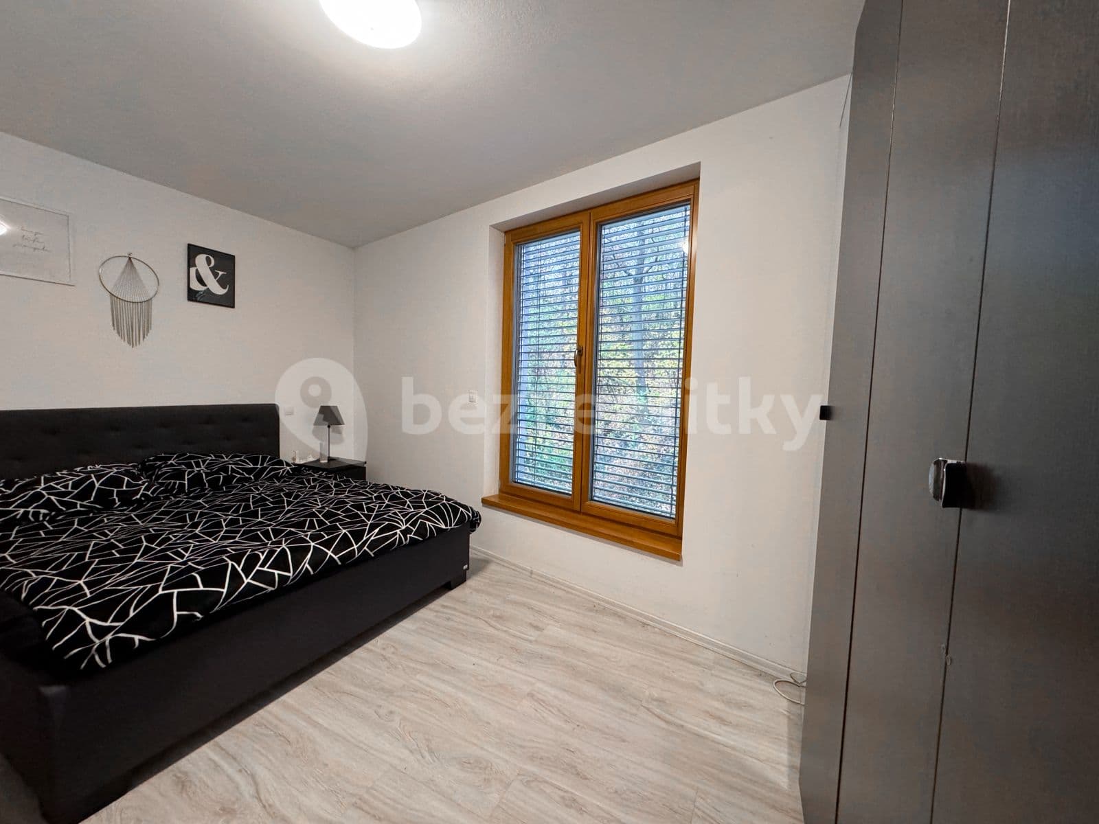 1 bedroom with open-plan kitchen flat to rent, 51 m², Podbělohorská, Prague, Prague 1 bedroom with open-plan kitchen flat to rent, 51 m², Podbělohorská, Prague, Prague