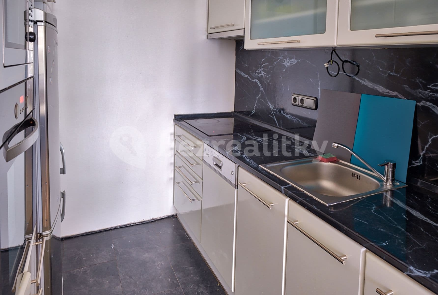 1 bedroom with open-plan kitchen flat to rent, 56 m², Nechvílova, Prague, Prague 1 bedroom with open-plan kitchen flat to rent, 56 m², Nechvílova, Prague, Prague