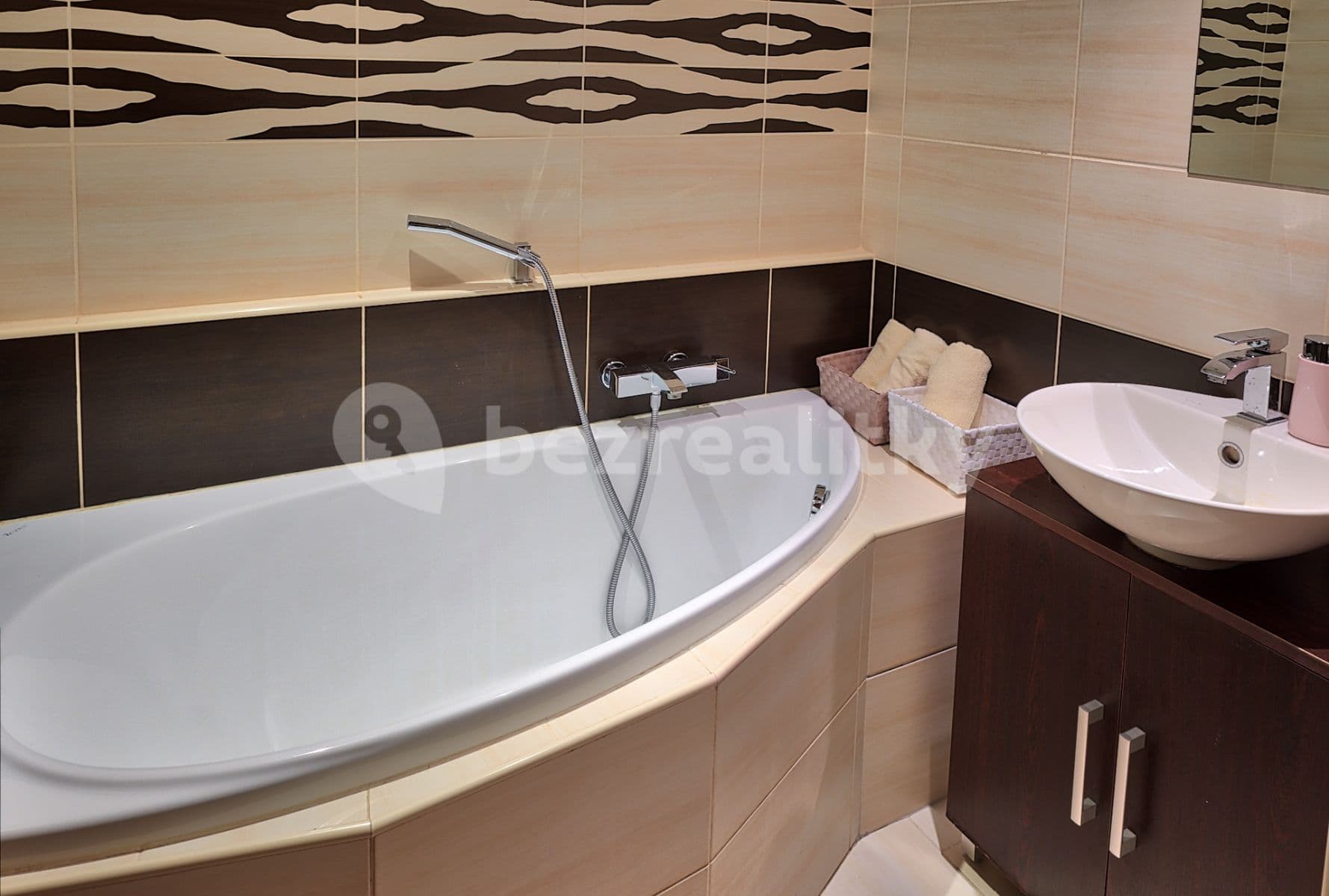 1 bedroom with open-plan kitchen flat to rent, 56 m², Nechvílova, Prague, Prague 1 bedroom with open-plan kitchen flat to rent, 56 m², Nechvílova, Prague, Prague