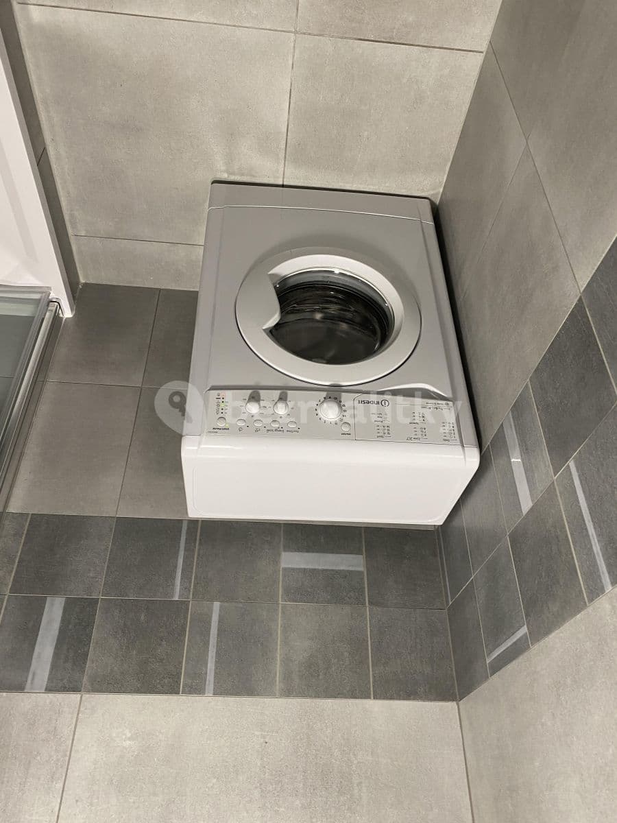 1 bedroom flat to rent, 34 m², Ondrouškova, Brno, Jihomoravský Region 1 bedroom flat to rent, 34 m², Ondrouškova, Brno, Jihomoravský Region