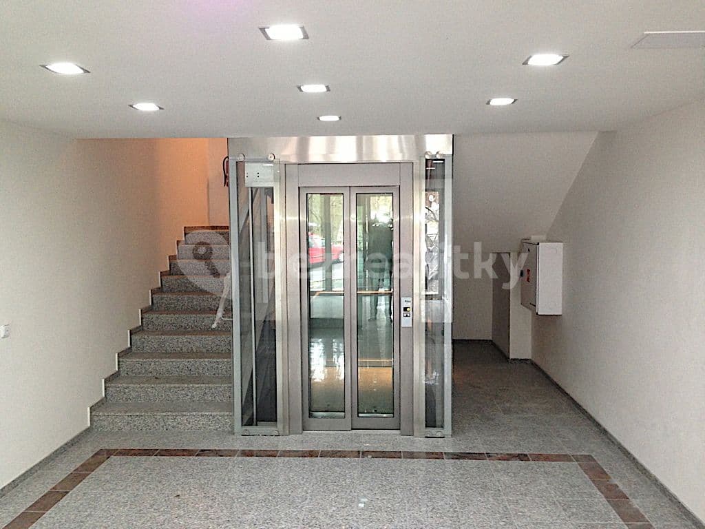 2 bedroom with open-plan kitchen flat for sale, 130 m², Škroupova, Karlovy Vary, Karlovarský Region 2 bedroom with open-plan kitchen flat for sale, 130 m², Škroupova, Karlovy Vary, Karlovarský Region