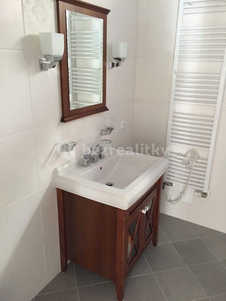 2 bedroom with open-plan kitchen flat for sale, 130 m², Škroupova, Karlovy Vary, Karlovarský Region 2 bedroom with open-plan kitchen flat for sale, 130 m², Škroupova, Karlovy Vary, Karlovarský Region