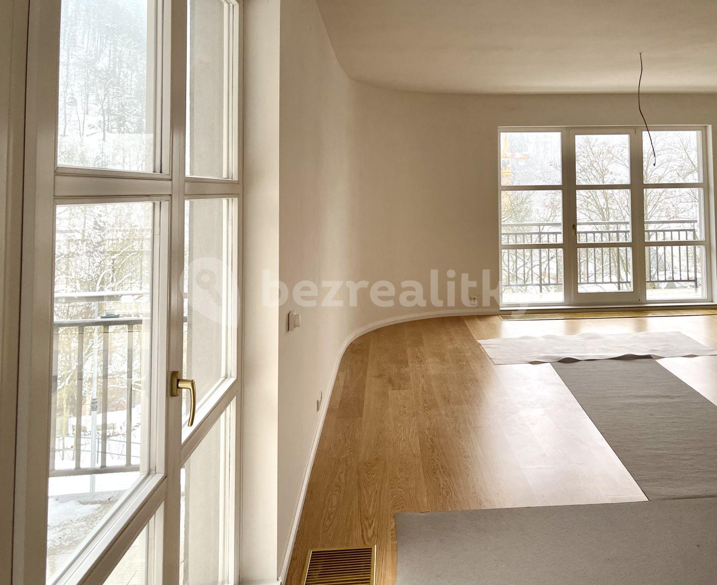 2 bedroom with open-plan kitchen flat for sale, 155 m², Škroupova, Karlovy Vary, Karlovarský Region