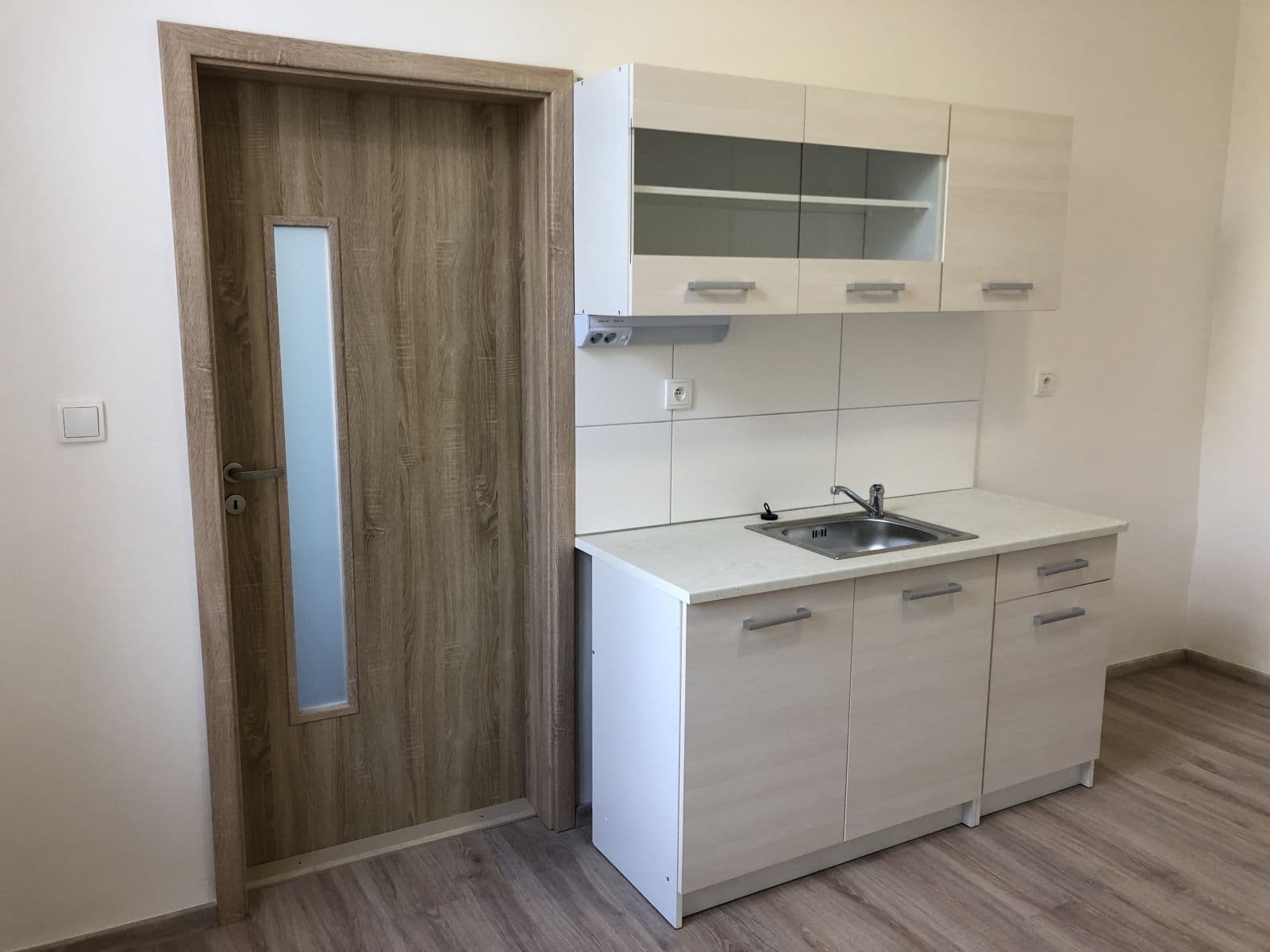 Studio flat to rent, 18 m², Riegrovo náměstí, Poděbrady, Středočeský Region Studio flat to rent, 18 m², Riegrovo náměstí, Poděbrady, Středočeský Region