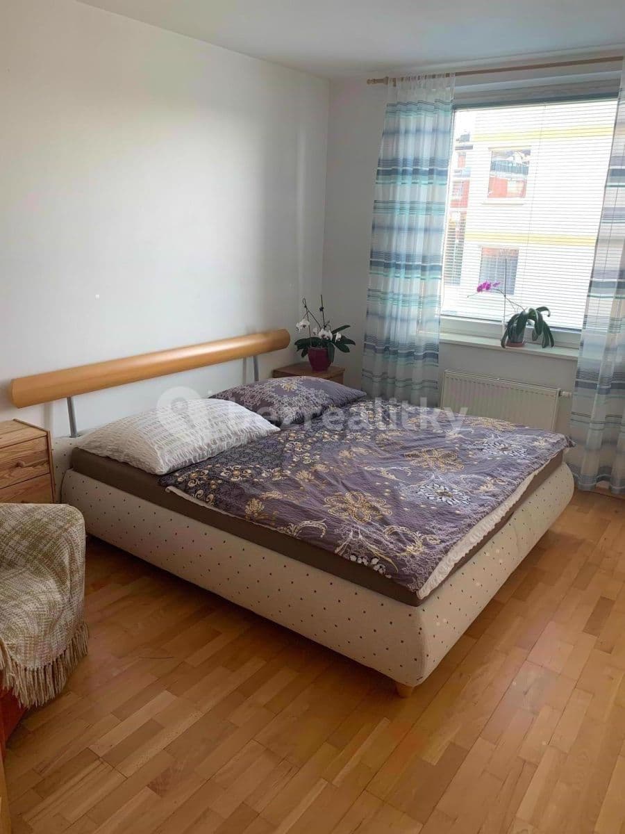 1 bedroom with open-plan kitchen flat to rent, 56 m², Pastevců, Prague, Prague 1 bedroom with open-plan kitchen flat to rent, 56 m², Pastevců, Prague, Prague