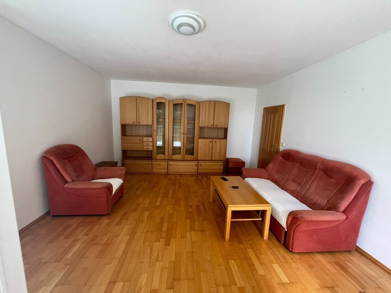 1 bedroom with open-plan kitchen flat to rent, 56 m², Pastevců, Prague, Prague 1 bedroom with open-plan kitchen flat to rent, 56 m², Pastevců, Prague, Prague