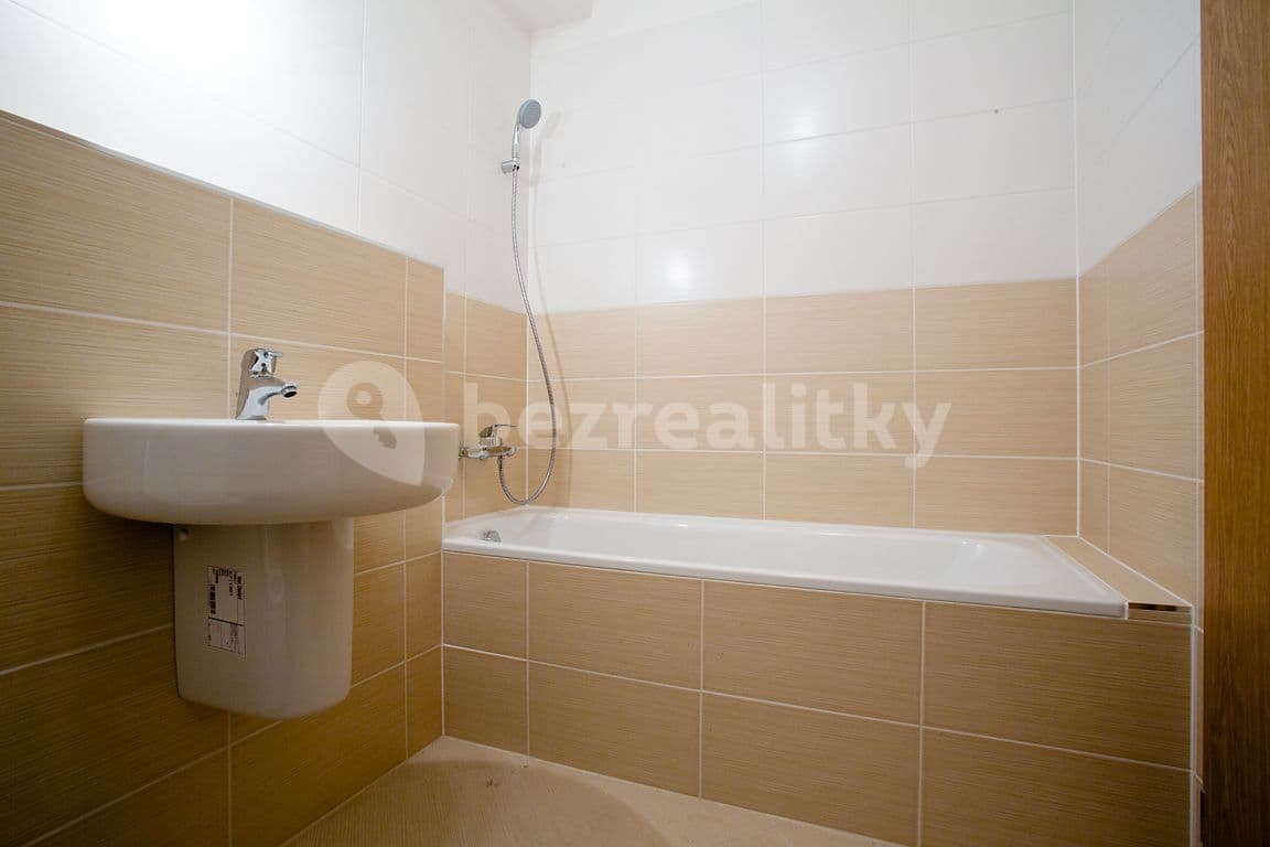 Studio flat to rent, 35 m², Svitákova, Prague, Prague Studio flat to rent, 35 m², Svitákova, Prague, Prague