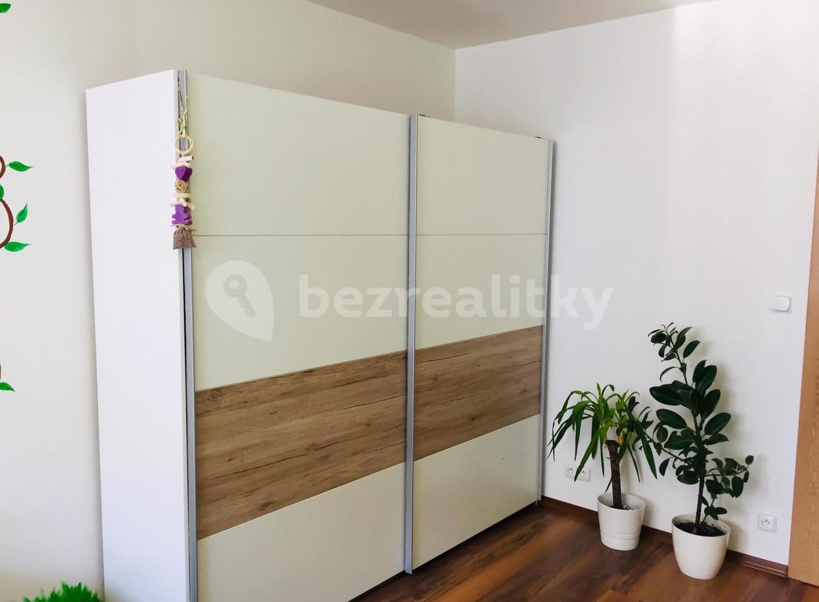 1 bedroom with open-plan kitchen flat to rent, 63 m², K rybníku, Brno, Jihomoravský Region 1 bedroom with open-plan kitchen flat to rent, 63 m², K rybníku, Brno, Jihomoravský Region