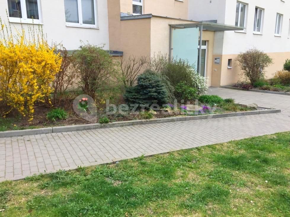 1 bedroom with open-plan kitchen flat to rent, 63 m², K rybníku, Brno, Jihomoravský Region 1 bedroom with open-plan kitchen flat to rent, 63 m², K rybníku, Brno, Jihomoravský Region