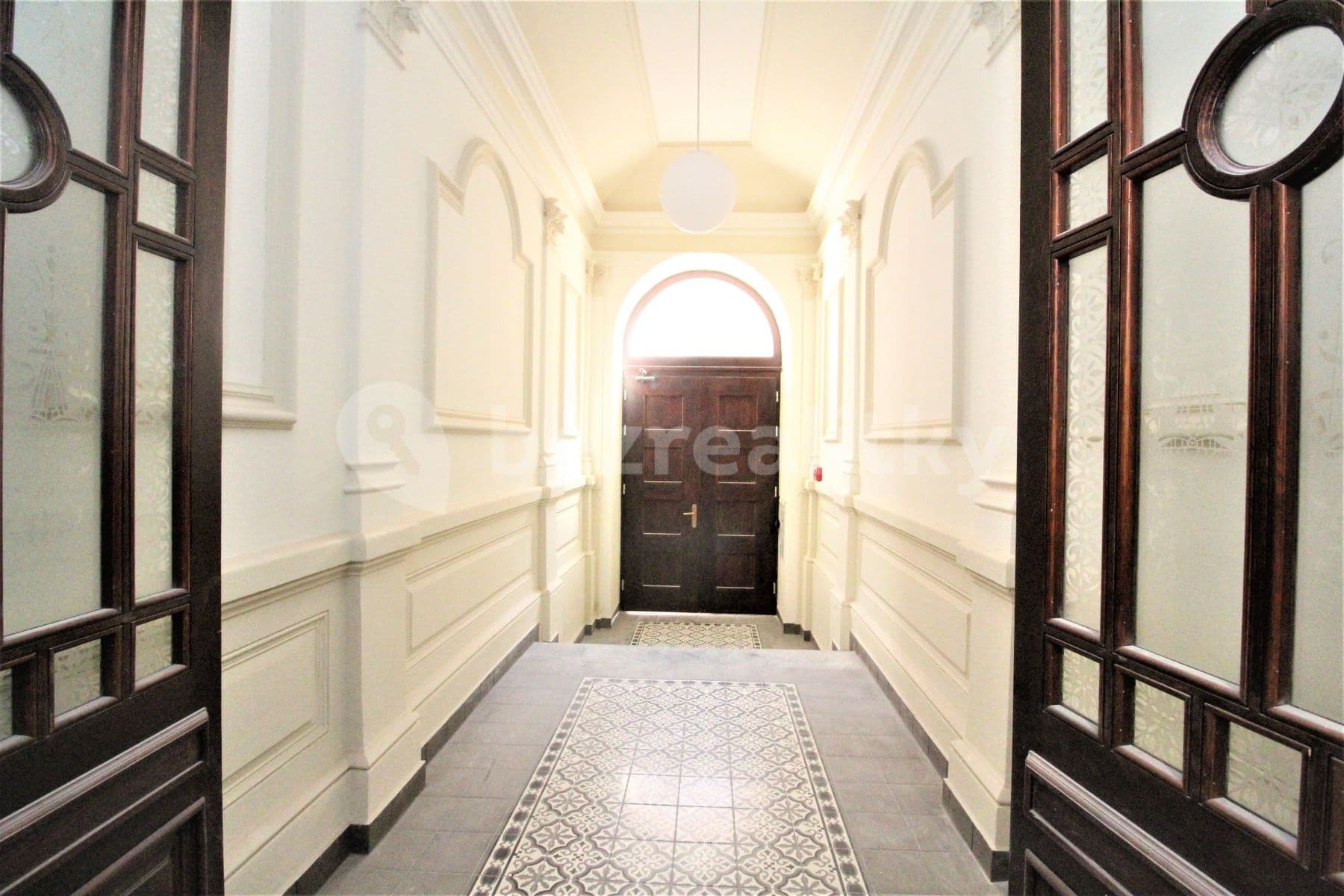 1 bedroom with open-plan kitchen flat to rent, 47 m², Veverkova, Prague, Prague 1 bedroom with open-plan kitchen flat to rent, 47 m², Veverkova, Prague, Prague