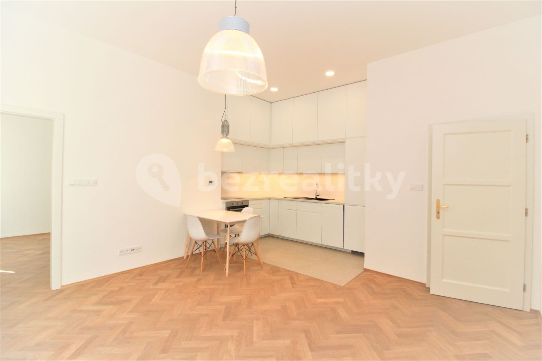 1 bedroom with open-plan kitchen flat to rent, 50 m², Veverkova, Prague, Prague 1 bedroom with open-plan kitchen flat to rent, 50 m², Veverkova, Prague, Prague