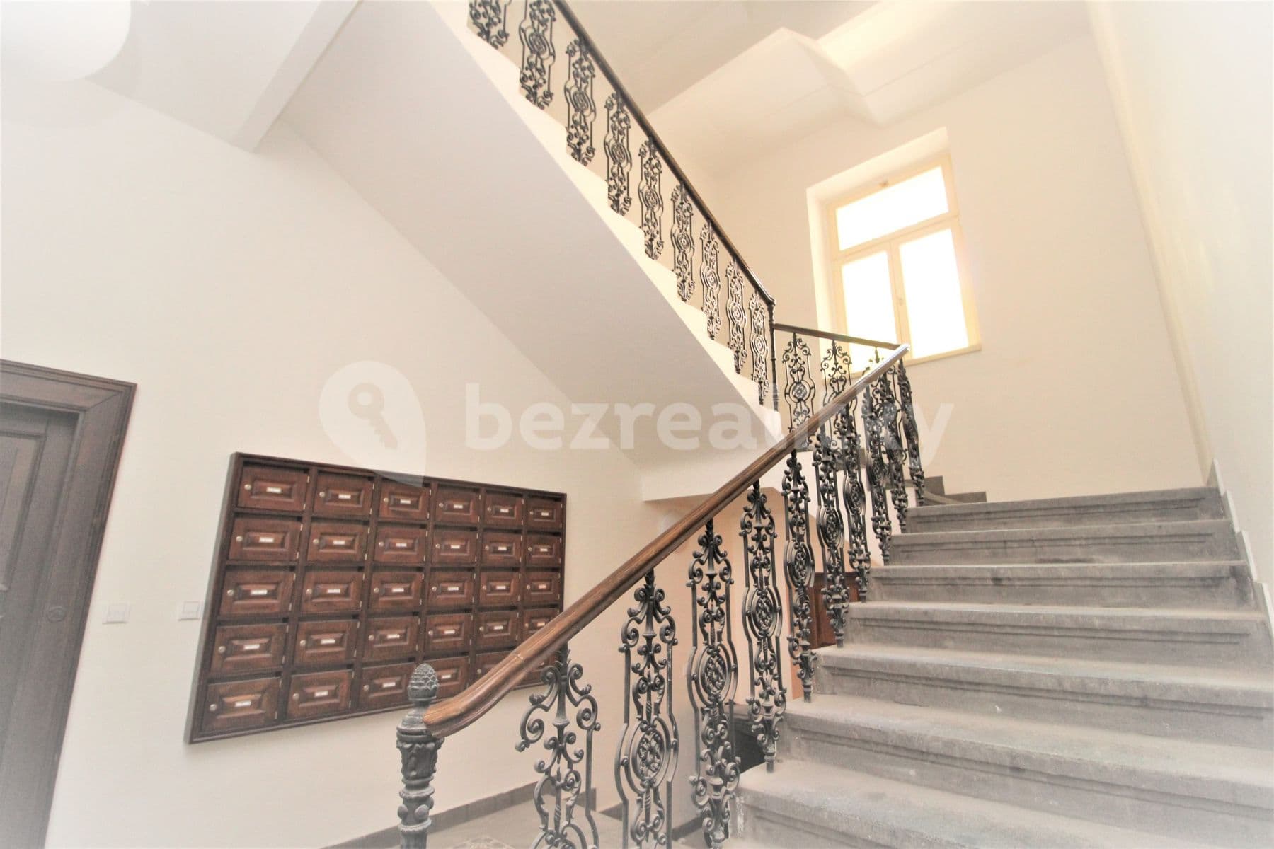 1 bedroom with open-plan kitchen flat to rent, 50 m², Veverkova, Prague, Prague 1 bedroom with open-plan kitchen flat to rent, 50 m², Veverkova, Prague, Prague