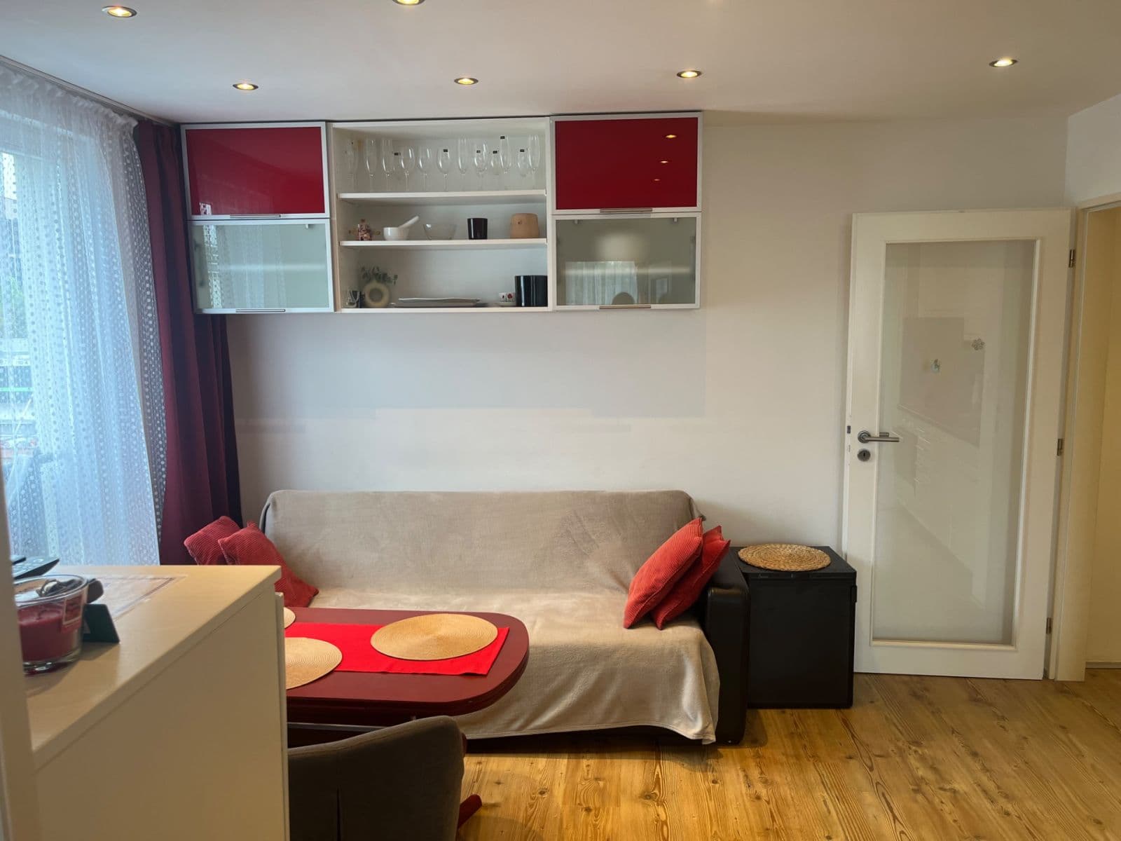 2 bedroom with open-plan kitchen flat to rent, 42 m², Molákova, Prague, Prague 2 bedroom with open-plan kitchen flat to rent, 42 m², Molákova, Prague, Prague