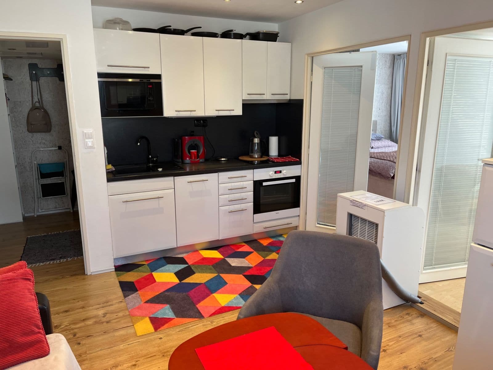 2 bedroom with open-plan kitchen flat to rent, 42 m², Molákova, Prague, Prague 2 bedroom with open-plan kitchen flat to rent, 42 m², Molákova, Prague, Prague