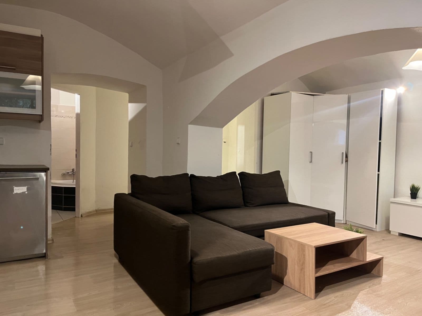 1 bedroom with open-plan kitchen flat to rent, 41 m², Oldřichova, Prague, Prague 1 bedroom with open-plan kitchen flat to rent, 41 m², Oldřichova, Prague, Prague