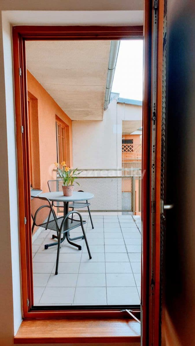 1 bedroom with open-plan kitchen flat to rent, 58 m², Prague, Prague 1 bedroom with open-plan kitchen flat to rent, 58 m², Prague, Prague