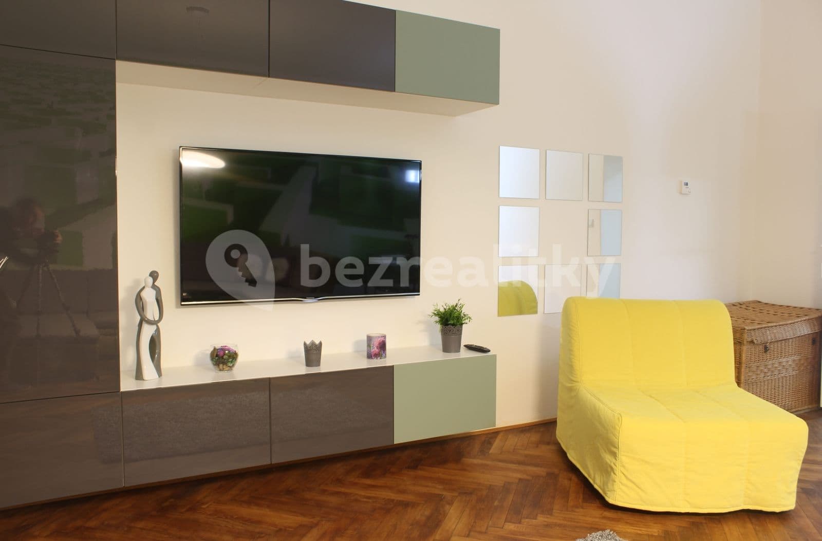 2 bedroom flat to rent, 75 m², Sudoměřská, Prague, Prague 2 bedroom flat to rent, 75 m², Sudoměřská, Prague, Prague