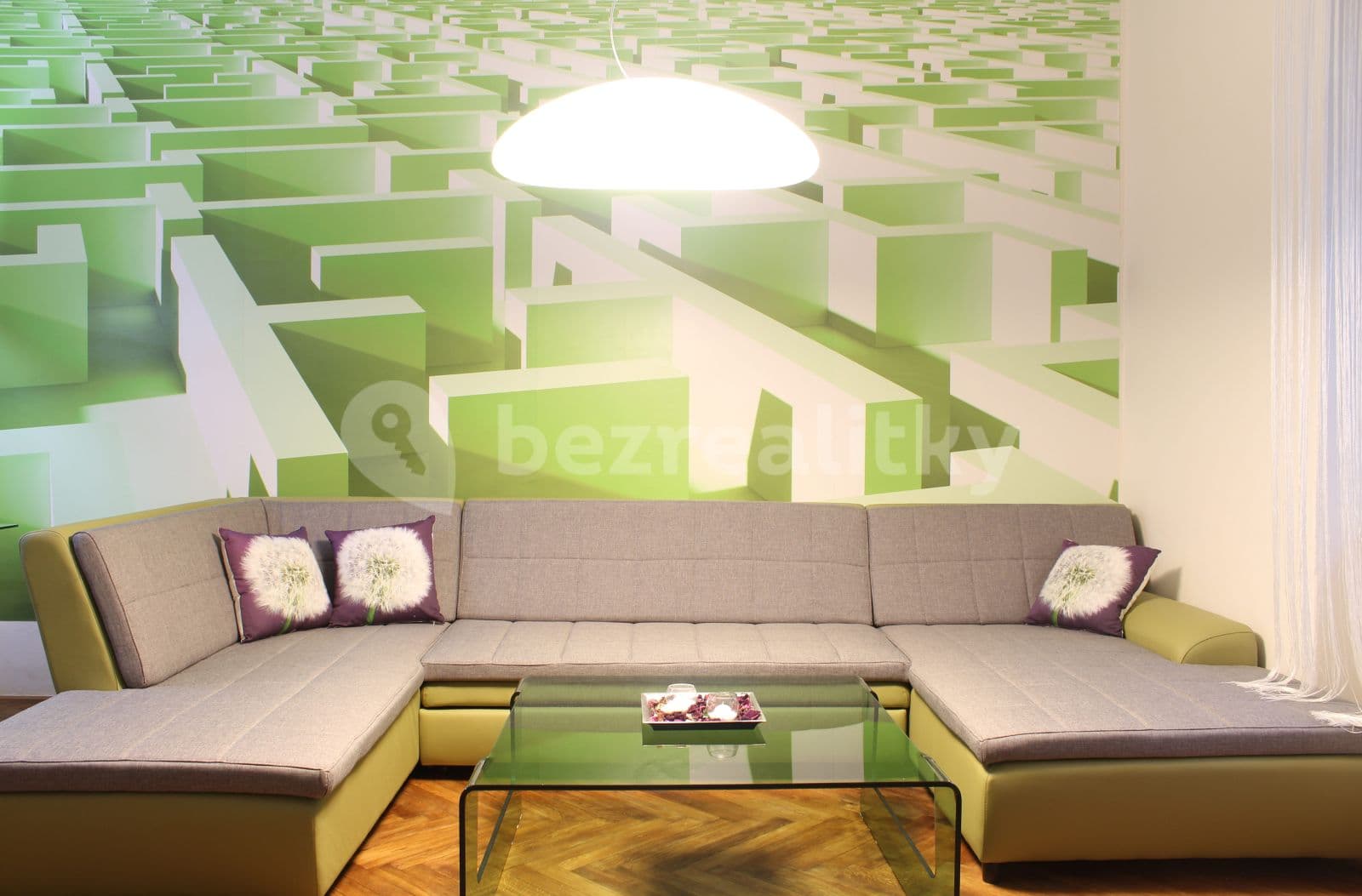 2 bedroom flat to rent, 75 m², Sudoměřská, Prague, Prague 2 bedroom flat to rent, 75 m², Sudoměřská, Prague, Prague