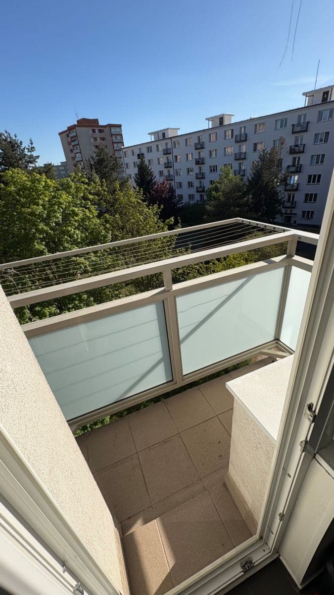 2 bedroom flat to rent, 56 m², Na Chodovci, Prague, Prague 2 bedroom flat to rent, 56 m², Na Chodovci, Prague, Prague