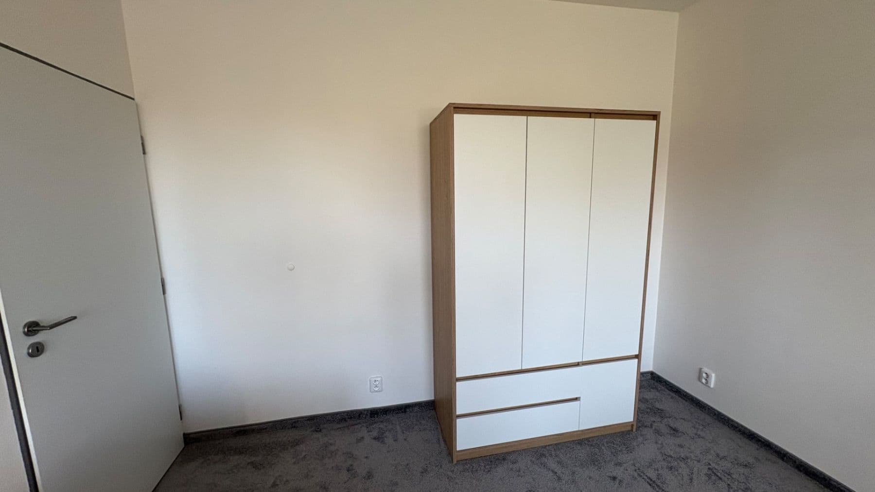 2 bedroom flat to rent, 56 m², Na Chodovci, Prague, Prague 2 bedroom flat to rent, 56 m², Na Chodovci, Prague, Prague