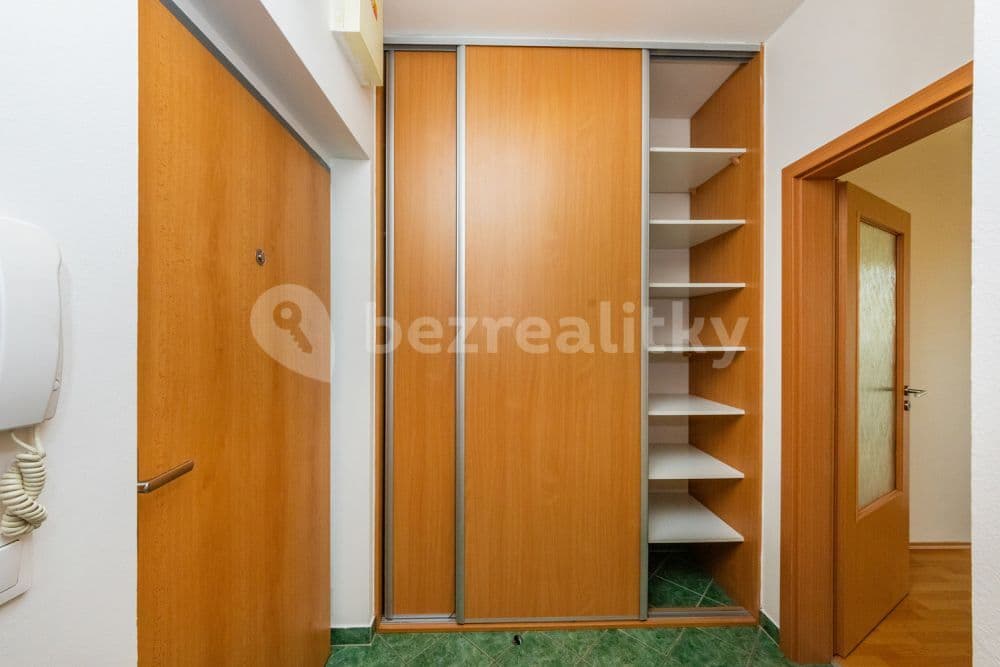 Studio flat to rent, 33 m², Sicherova, Prague, Prague Studio flat to rent, 33 m², Sicherova, Prague, Prague