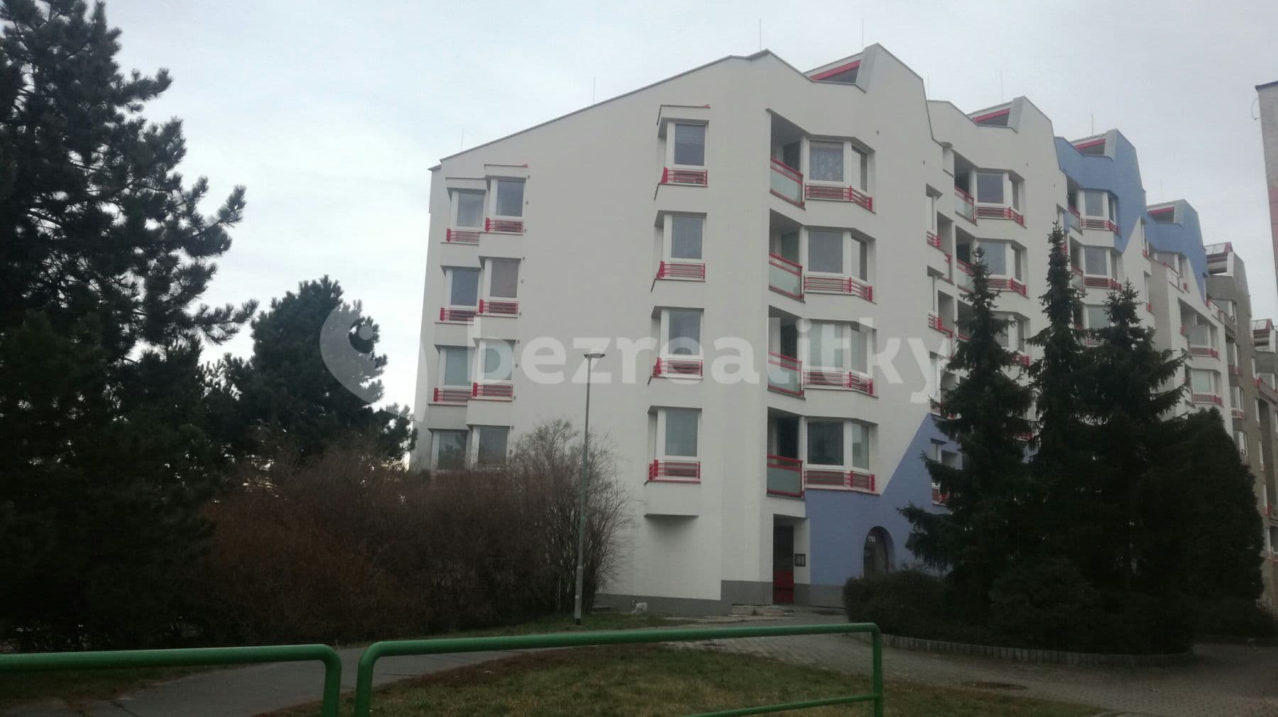 garage to rent, 17 m², Dašická, Pardubice, Pardubický Region garage to rent, 17 m², Dašická, Pardubice, Pardubický Region