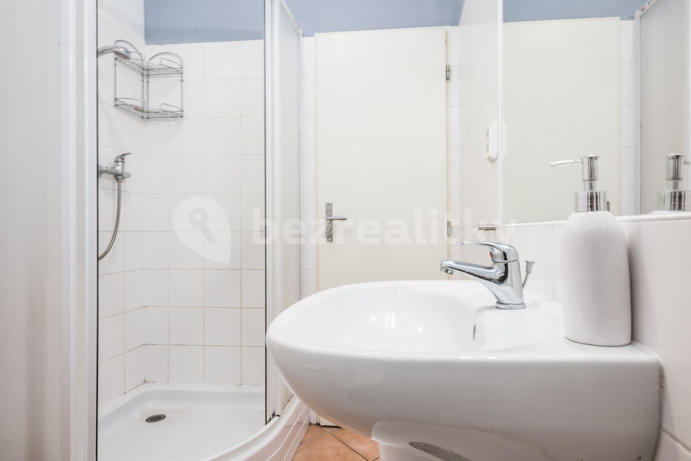 1 bedroom with open-plan kitchen flat to rent, 52 m², Oblá, Brno, Jihomoravský Region 1 bedroom with open-plan kitchen flat to rent, 52 m², Oblá, Brno, Jihomoravský Region