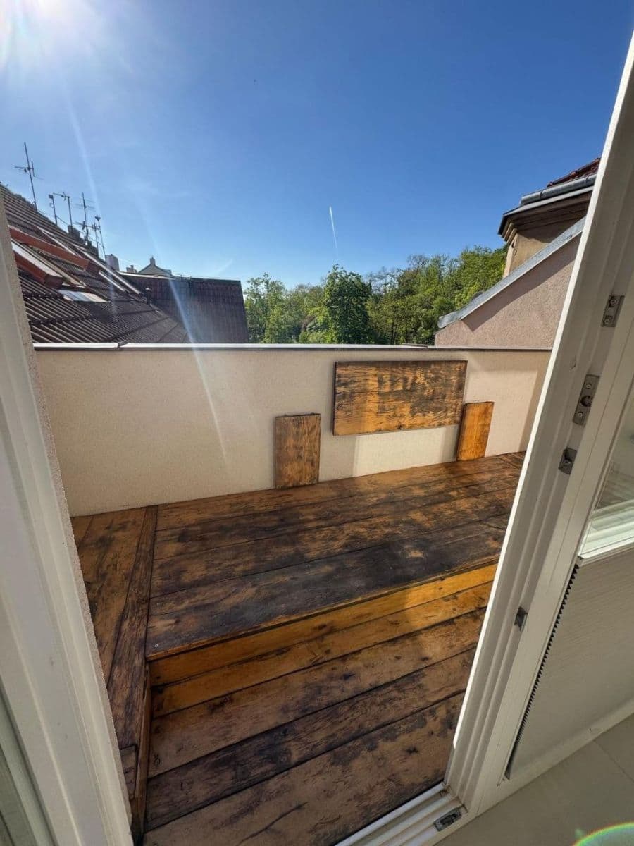 1 bedroom with open-plan kitchen flat to rent, 85 m², Jeronýmova, Prague, Prague 1 bedroom with open-plan kitchen flat to rent, 85 m², Jeronýmova, Prague, Prague