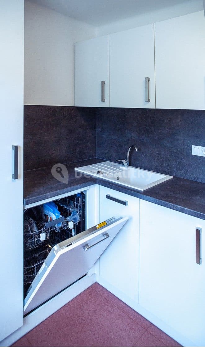 2 bedroom flat to rent, 51 m², Vrchlického, Jihlava, Vysočina Region 2 bedroom flat to rent, 51 m², Vrchlického, Jihlava, Vysočina Region