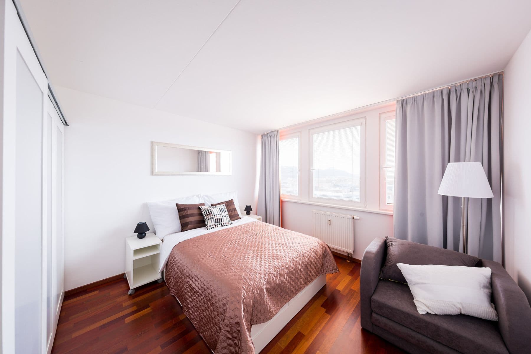 2 bedroom with open-plan kitchen flat to rent, 52 m², Molákova, Prague, Prague 2 bedroom with open-plan kitchen flat to rent, 52 m², Molákova, Prague, Prague