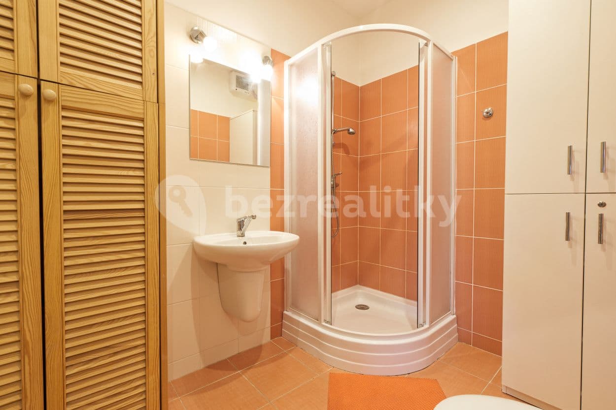 2 bedroom with open-plan kitchen flat to rent, 60 m², Náměstí, Kašperské Hory, Plzeňský Region 2 bedroom with open-plan kitchen flat to rent, 60 m², Náměstí, Kašperské Hory, Plzeňský Region