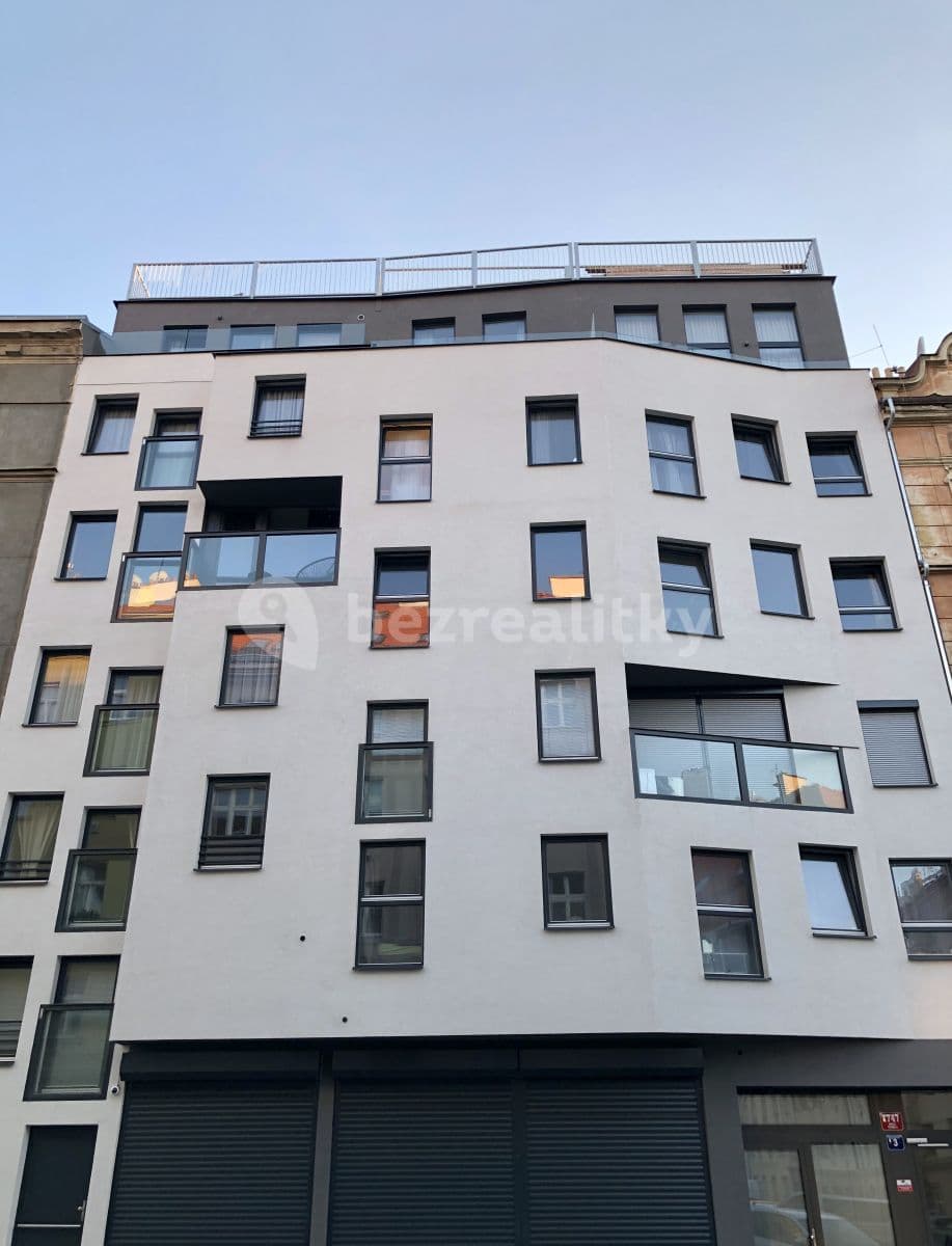 1 bedroom with open-plan kitchen flat to rent, 41 m², Rostislavova, Prague, Prague 1 bedroom with open-plan kitchen flat to rent, 41 m², Rostislavova, Prague, Prague