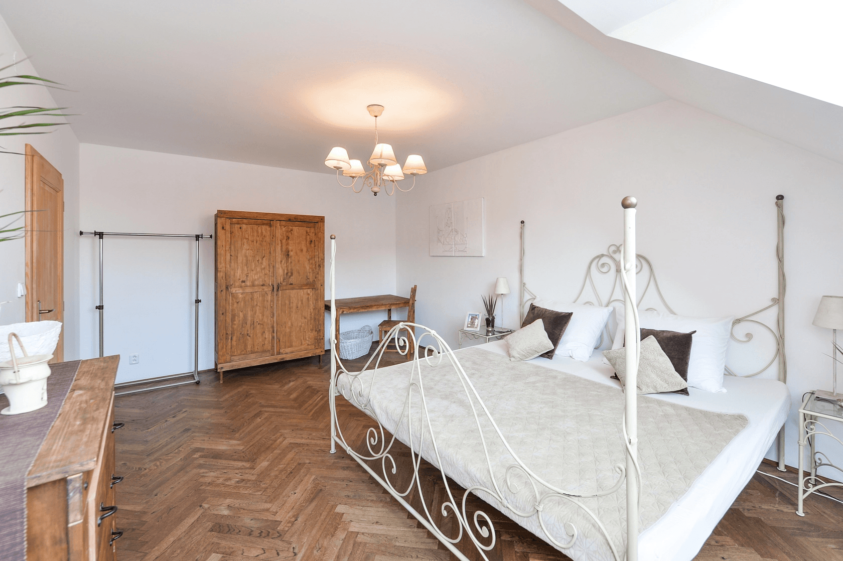 1 bedroom with open-plan kitchen flat to rent, 64 m², Na Plzeňce, Prague, Prague 1 bedroom with open-plan kitchen flat to rent, 64 m², Na Plzeňce, Prague, Prague