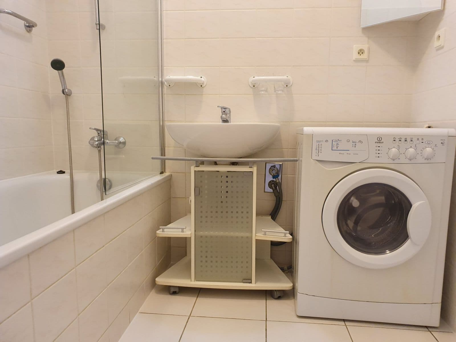 1 bedroom with open-plan kitchen flat to rent, 69 m², U Kříže, Prague, Prague 1 bedroom with open-plan kitchen flat to rent, 69 m², U Kříže, Prague, Prague