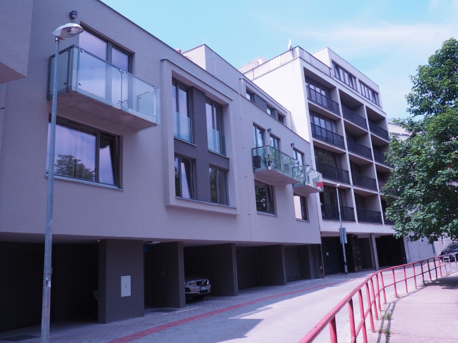 1 bedroom flat to rent, 51 m², U Michelského mlýna, Prague, Prague 1 bedroom flat to rent, 51 m², U Michelského mlýna, Prague, Prague