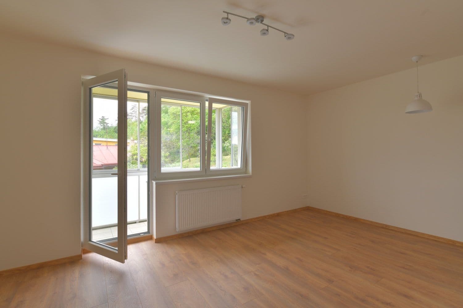 Studio flat to rent, 38 m², U plynárny, Prague, Prague Studio flat to rent, 38 m², U plynárny, Prague, Prague