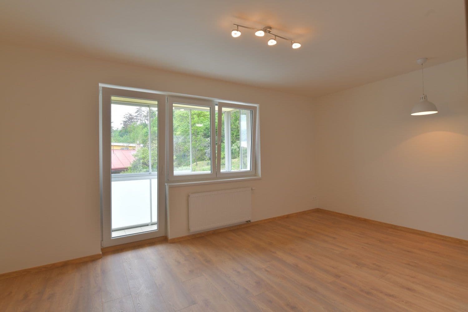 Studio flat to rent, 38 m², U plynárny, Prague, Prague Studio flat to rent, 38 m², U plynárny, Prague, Prague
