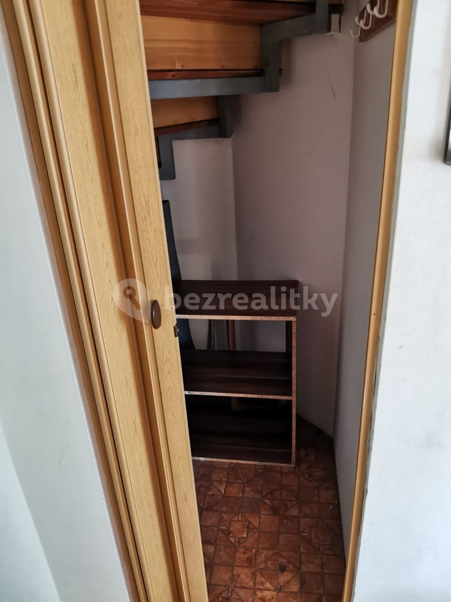 1 bedroom with open-plan kitchen flat to rent, 55 m², Dr. Marodyho, Prague, Prague 1 bedroom with open-plan kitchen flat to rent, 55 m², Dr. Marodyho, Prague, Prague